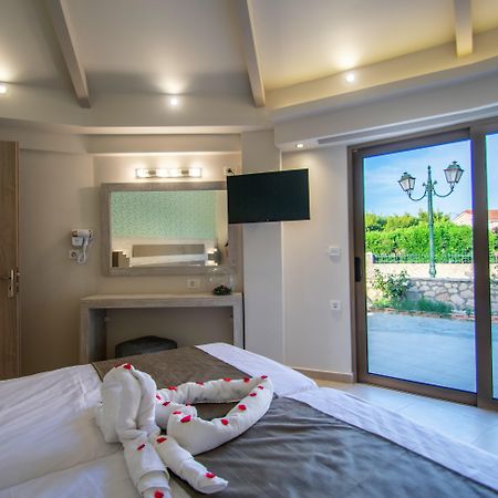 Paradise Apartments ลากานาส ภายนอก รูปภาพ
